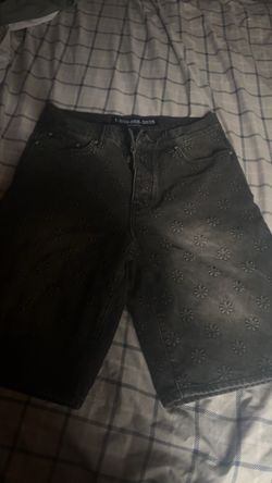 Lost shadow shorts