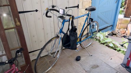 X-Large classic Schwinn continental 2 road race bicycle