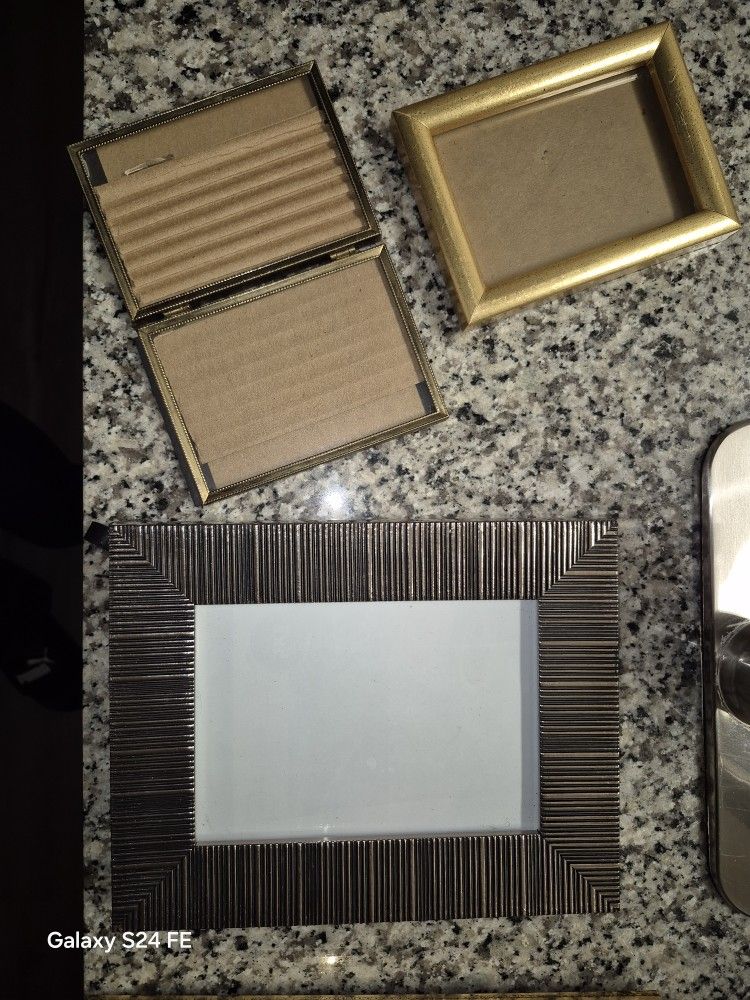 Gold Picture Frames 4 Total For $10