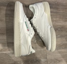 Women Reebok Sneakers