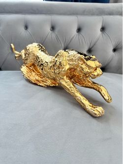 Beautiful brand new 20” by 6.5” table decor. (MUST SELL TODAY)