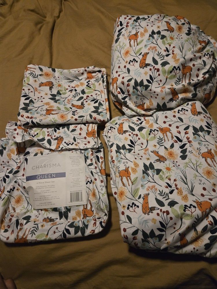 Euc Charisma Queen Size Bed Set
