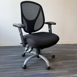 Modern Black Office Chair - Mesh & Fabric