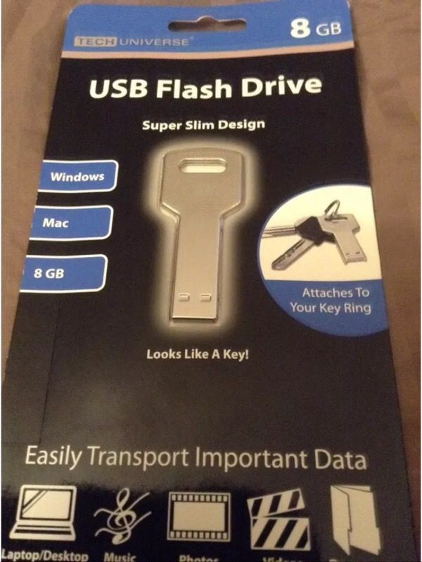 USB FLASH DRIVE. 8 GB