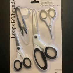 Loops & Threads Sewing Scissors Set