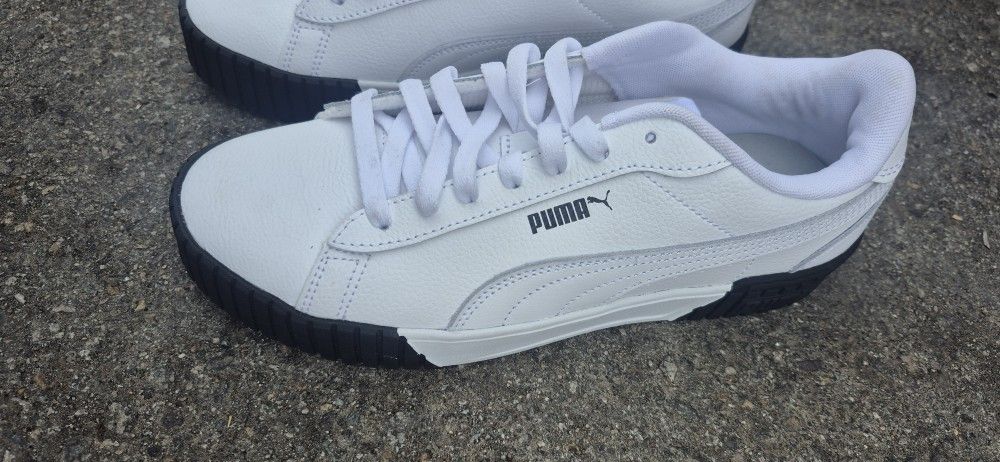 Puma Carina 2.0 Women's Sneakers Size 10