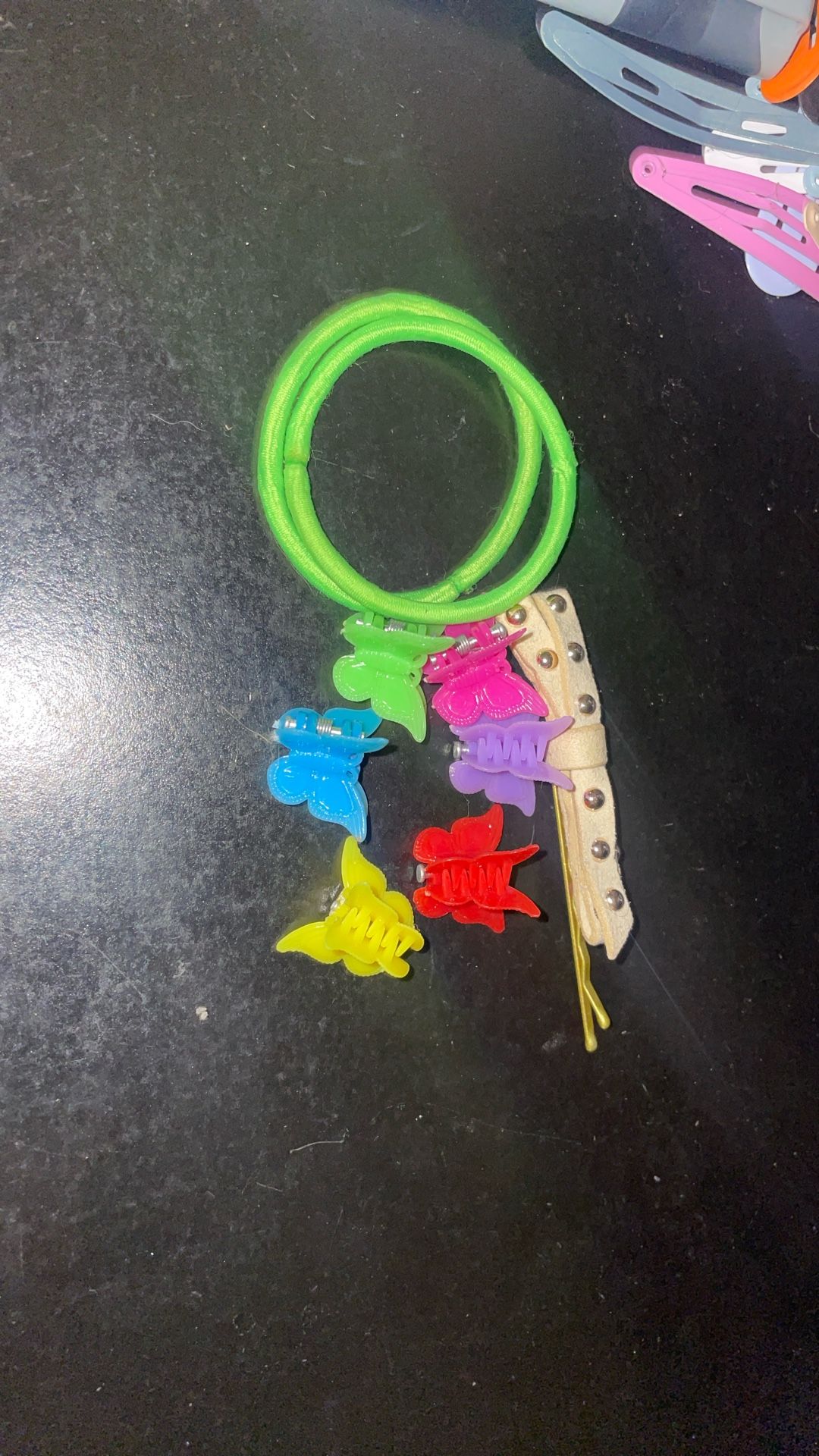 Butterfly Clips, Green Rubber Bands, Bow Clip