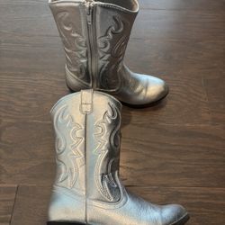 Girl’s Sonoma Cowgirl Silver Boots, size 1