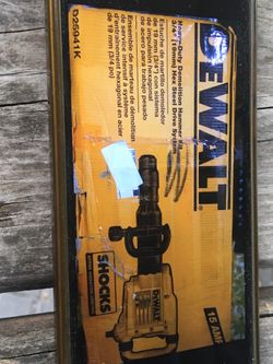 DEWALT HEAVY DUTY DEMOLITION HAMMER KIT 3/4” (19MM) HEXS STEEL DRIVE SYSTEM ITEM# D25941K