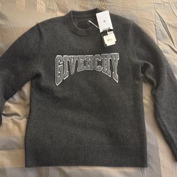 Givenchy sweater