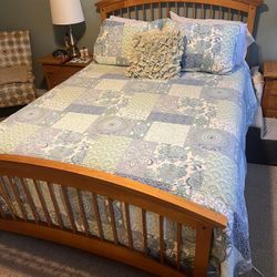 Queen Bed Frame Light Cherry Wood