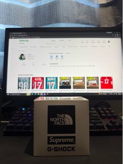 Supreme the north face G SHOCK white
