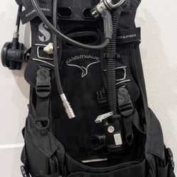 Scubapro KNIGHTHAWK BCD with  Regulator Set