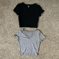 2 Wilde Fable V-Neck Crop Top Tees