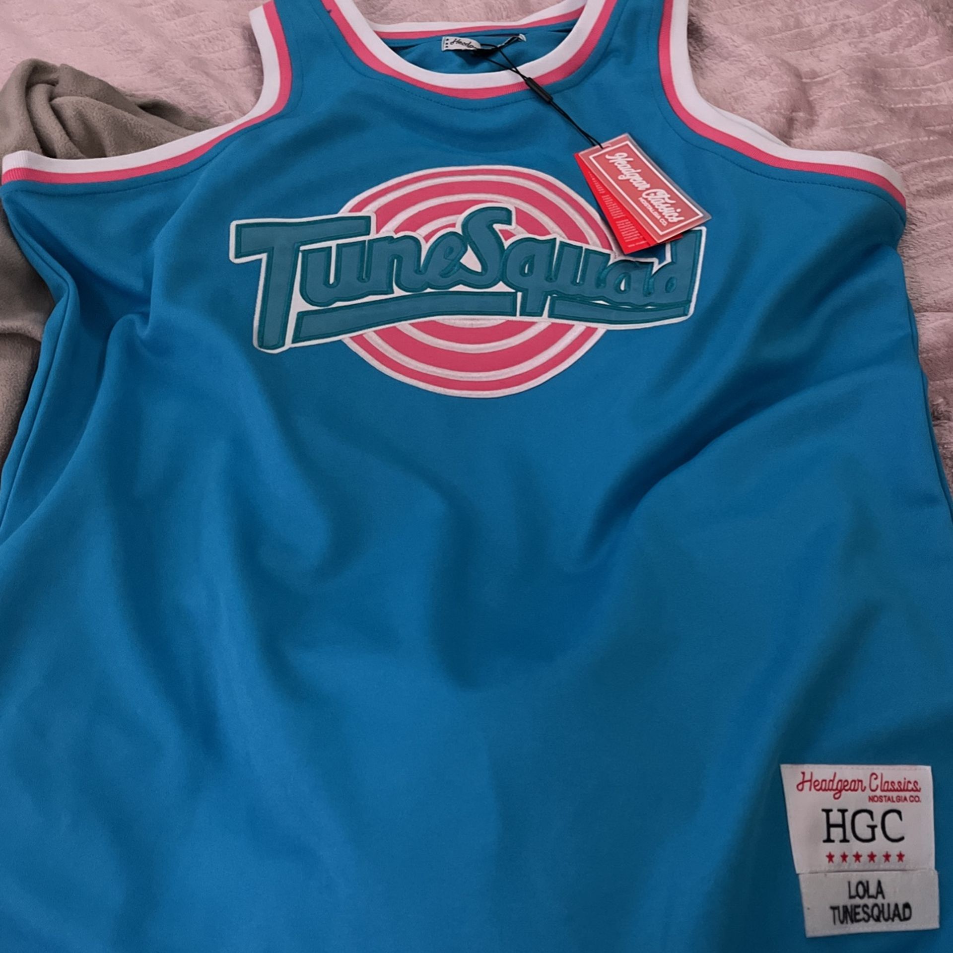 lola bunny jersey