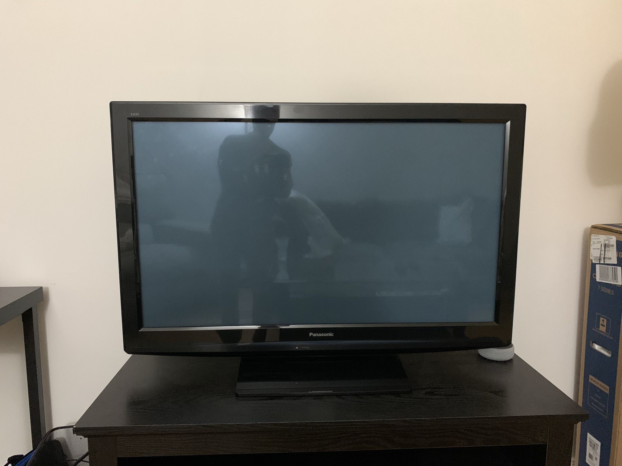 42’ Panasonic TV