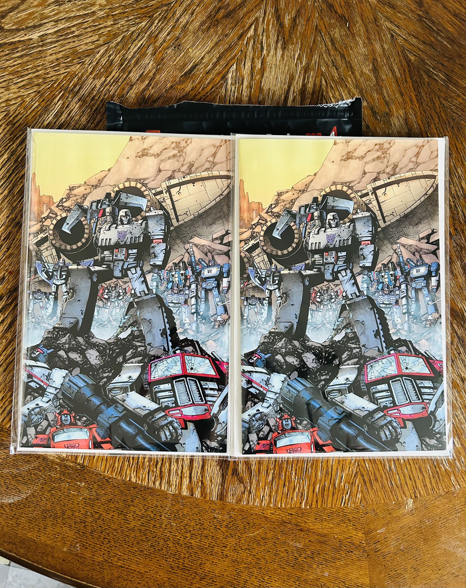 Transformers #21 - Jimbo Salgado - Topshelf Virtual Con Wraparound Virgin Thank You Variant Comic