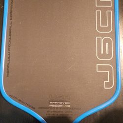 Selling J6CR Honolulu Pickleball Paddle $150