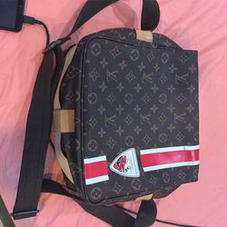 Louis Vuitton Messenger Bag