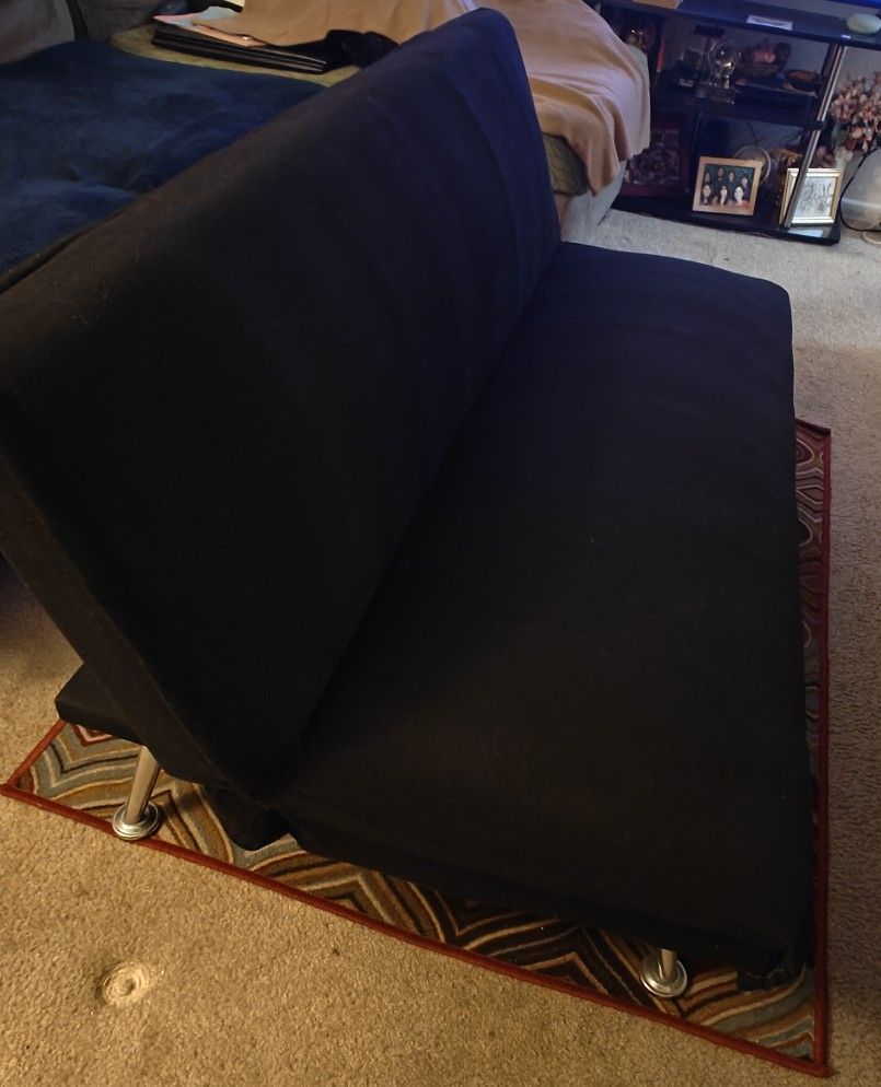 Harlee Junior futon