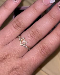 Gold Pandora ring size 7