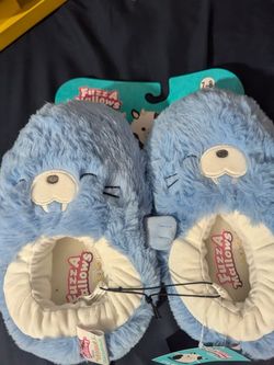 Fuzz A Mallows Squishmallows Slippers 7/8