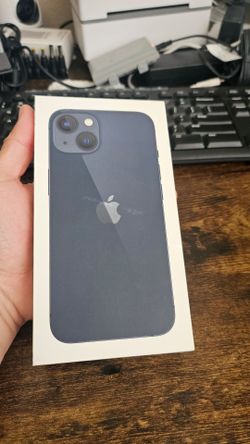 Iphone 13 128gb Black 100% new in Box Locked to StraightTalk/TotalWireless. No plan or finance on it