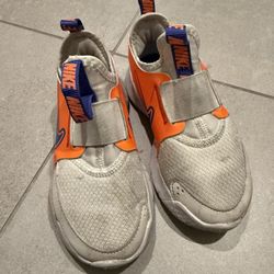 Nike Flex Kids Sneakers 9 Size 