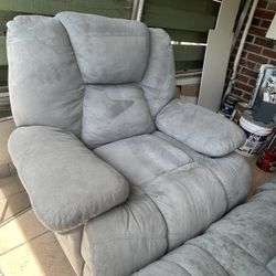 Gray Reclining Sofa Set – Super Comfortable!