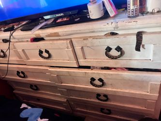 Free dresser