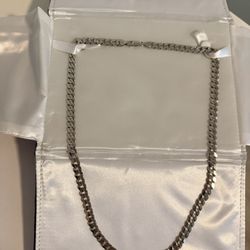 Curb Link Necklace