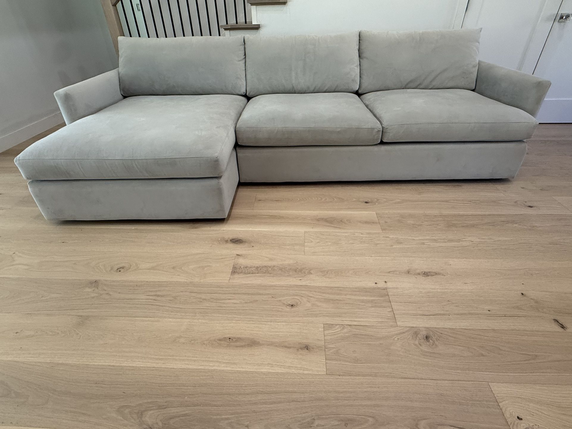 Crate and Barrel ‘Lounge’ Sectional 