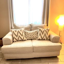 Beige Love sofa
