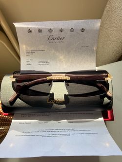 Cartiar glasses