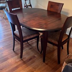 Convertible Oval/ Circular Dining Table 