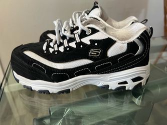 Skechers Woman, D’Lite, Steel Toe Shoes Size 7 ❗️Firm Price❗️
