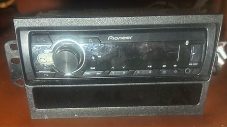 Pioneer Bluetooth car stereo