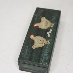 Vintage Green Wooden Country Decorative Box With Chickens
