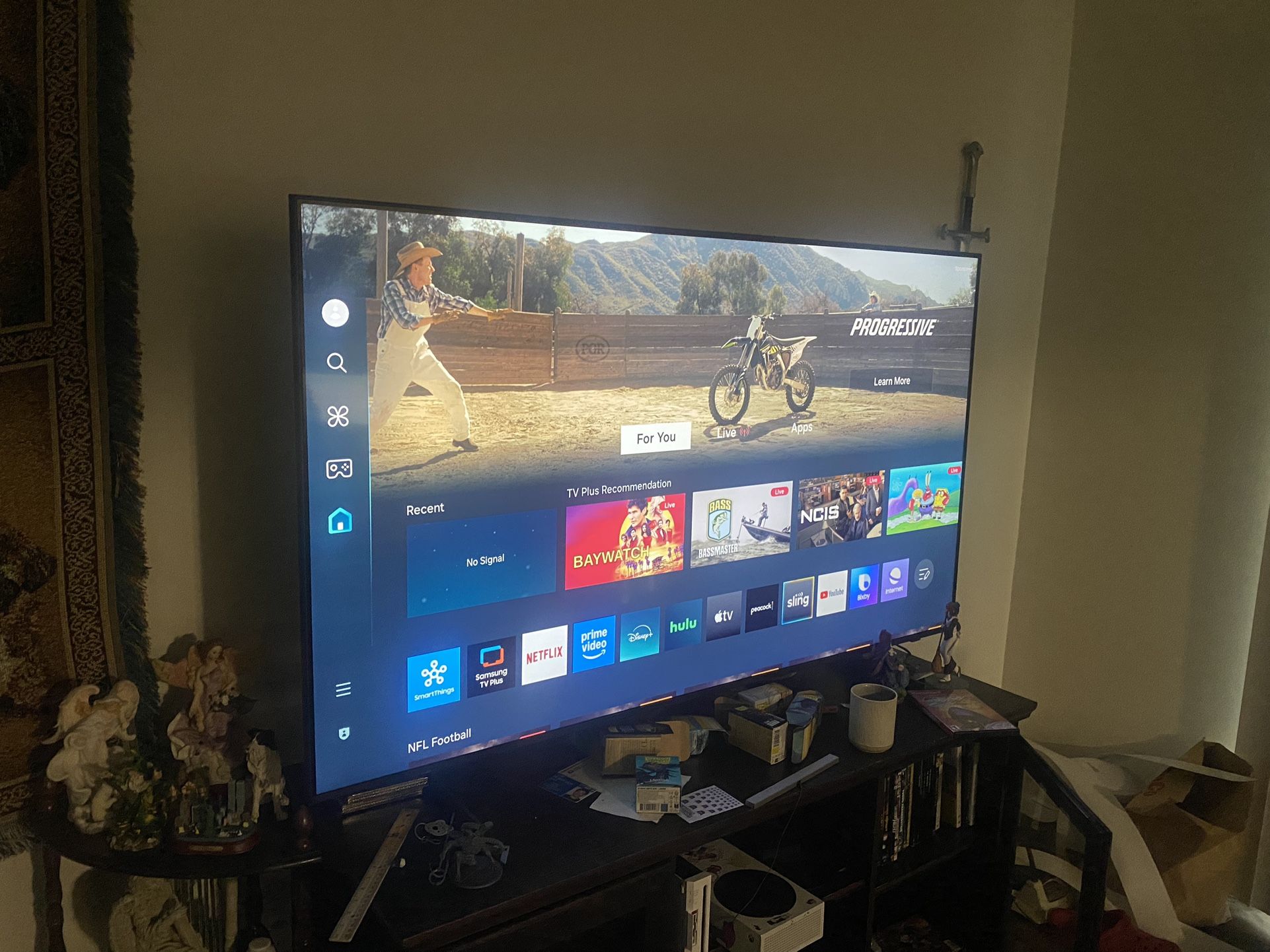65’ Samsung TV