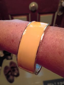 Yellow Enamel Snap On Bracelet