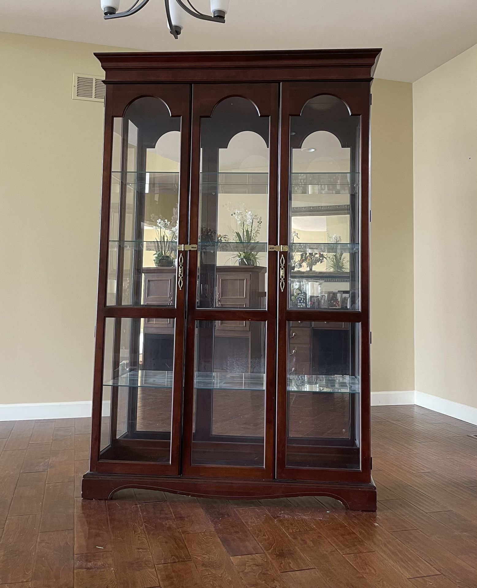 Philip Reinisch Curio Cabinet