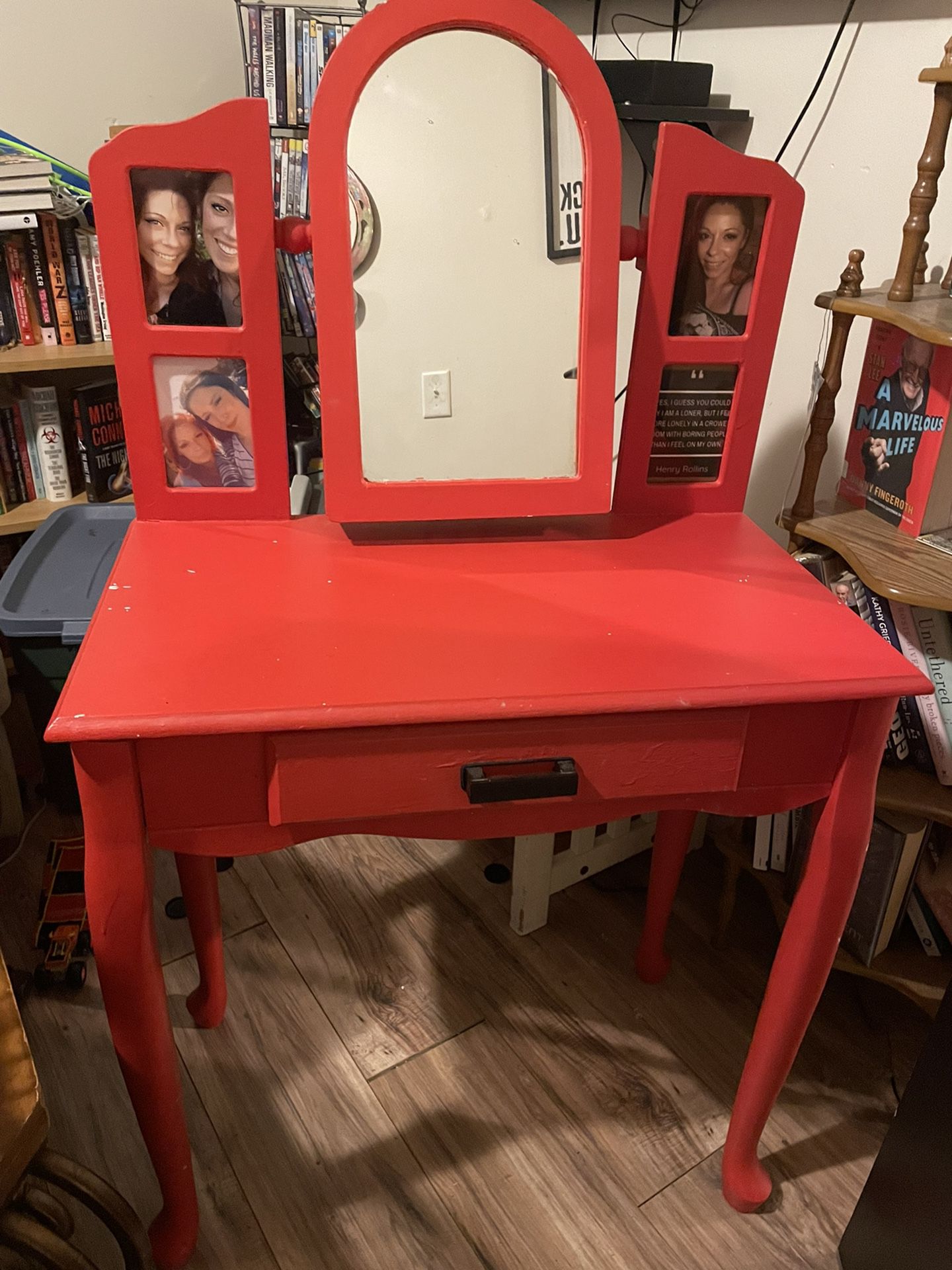 Fire Red Customized Vintage Makeup Vanity / Dressing Table
