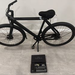 2023 VanMoof S3 – Excellent Condition + Tool Box