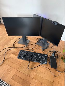 Home office tech set up