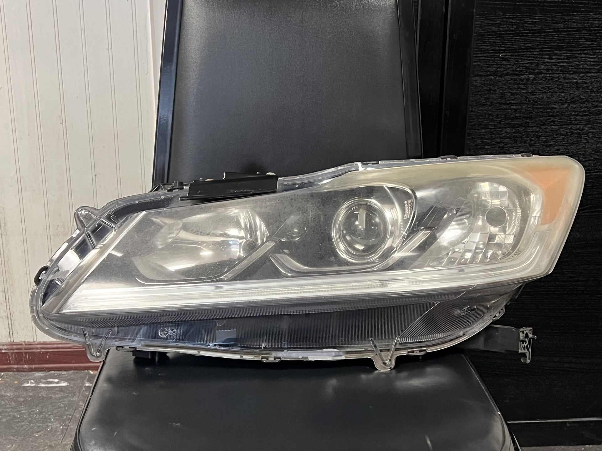 2016-2017 Honda Accord HEADLIGHT OEM DRL DRIVERS SIDE