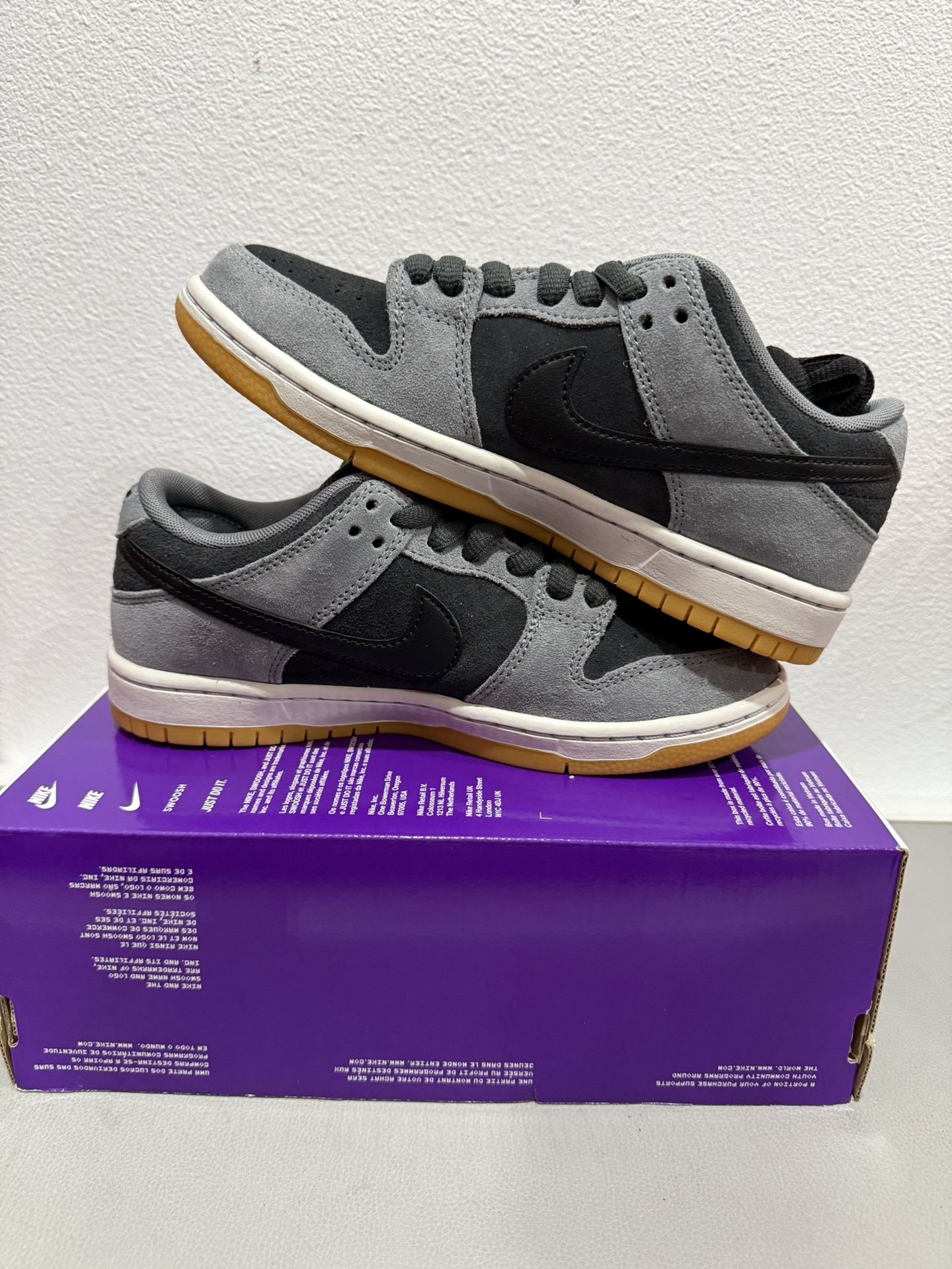 Nike Dunk SB Low shoe Dark Smoke Grey HF3063 001 Men's shoes