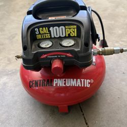 3 Gallon Oilless Pancake Air Compressor 
