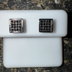 Men’s Stud Earrings 