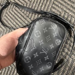 LV Bag Authentic Used Once 