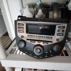 2005-2012 Honda  Stereo system 